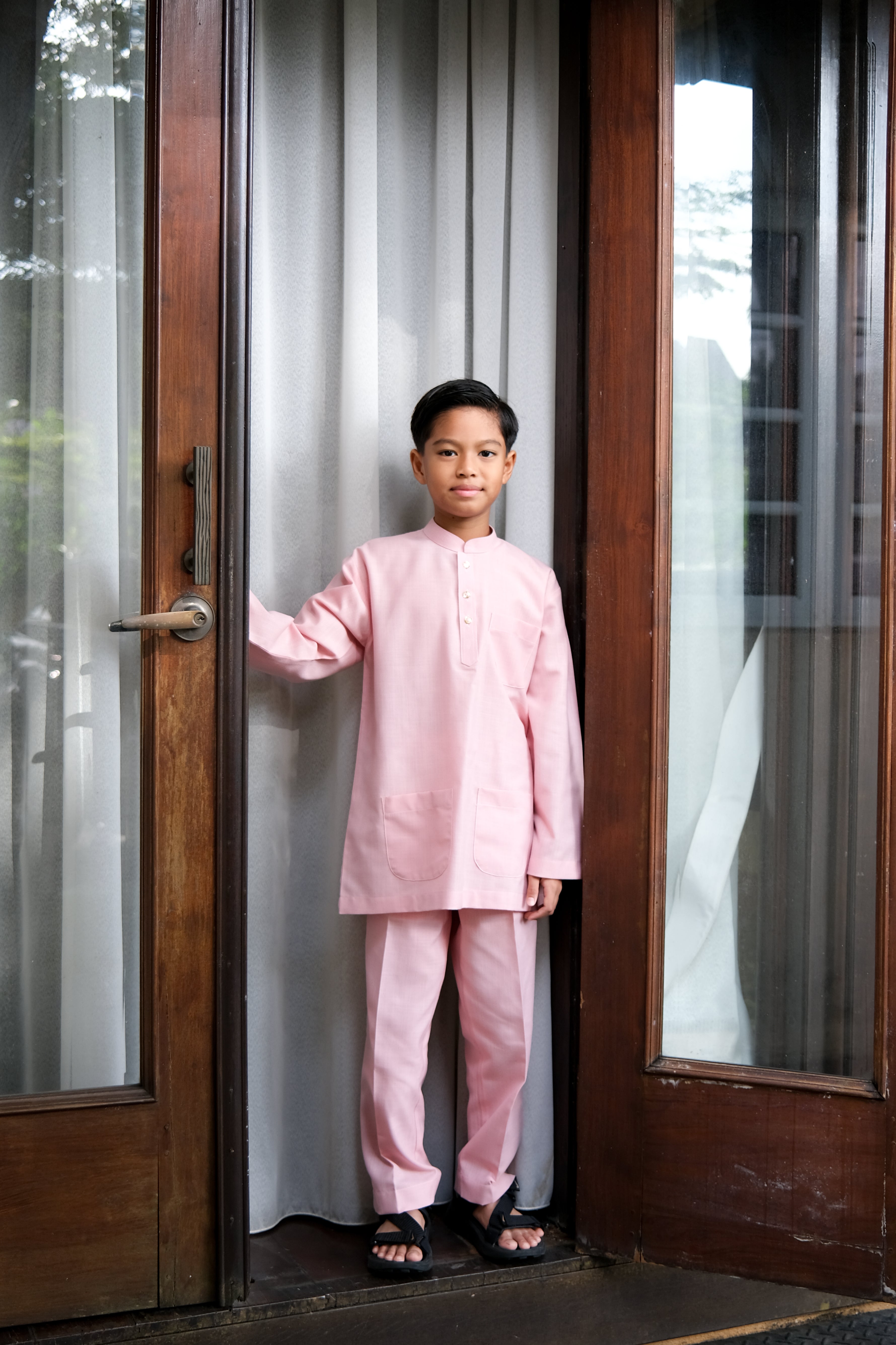 Tunku Kids (three-button) | Light Pink